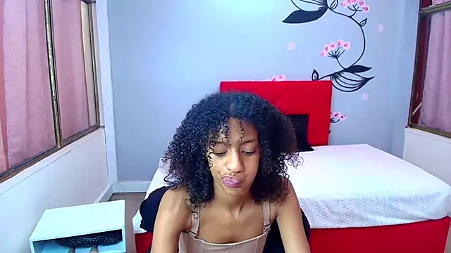 Snapshot of Zia_Green chatting on 03/13/25, 07:39 Zia Green online show from 03/13/25, 07:39