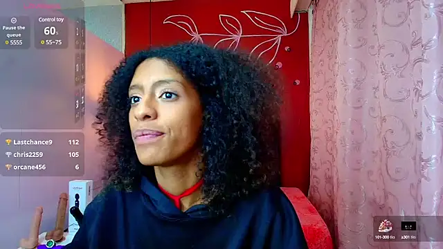 Snapshot of Zia_Green chatting on 03/14/25, 07:12 Zia Green online show from 03/14/25, 07:12