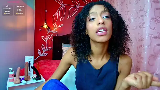 Snapshot of Zia_Green chatting on 03/18/25, 12:14 Zia Green online show from 03/18/25, 12:14