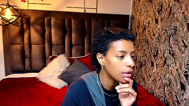 Snapshot of Zia_Green chatting on 05/05/26, 12:46 Zia Green online show from 05/05/26, 12:46