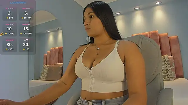 Snapshot of lou_rosse_ chatting on 04/08/26, 08:31 lou rosse online show from 04/08/26, 08:31