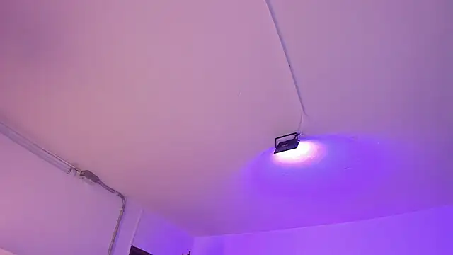 Amy Kiitty  online show from 11/29/25, 01:36