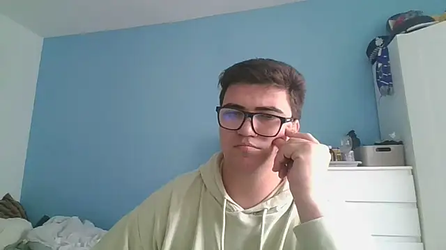 Snapshot of sorolla12 chatting on 03/19/26, 02:21 sorolla12 online show from 03/19/26, 02:21