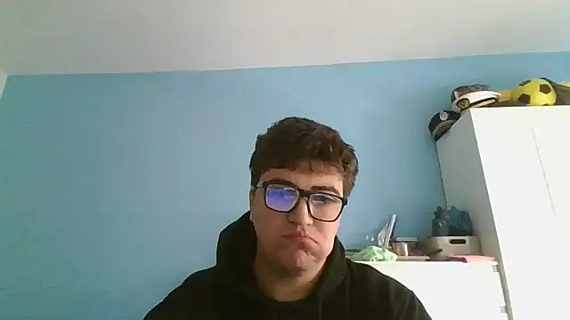 Snapshot of sorolla12 chatting on 04/14/26, 09:48 sorolla12 online show from 04/14/26, 09:48