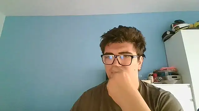 Snapshot of sorolla12 chatting on 05/08/26, 10:53 sorolla12 online show from 05/08/26, 10:53