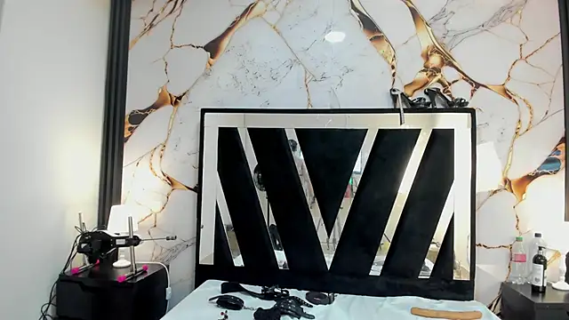 KarinaSimonz online show from 09/14/25, 08:19