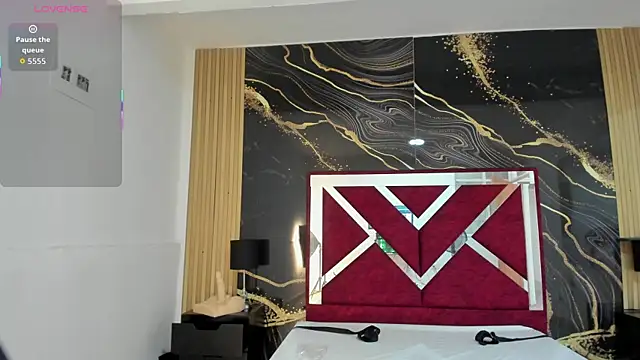 KarinaSimonz online show from 12/13/25, 08:14