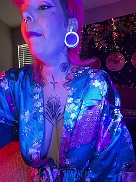 GoldieBakeman online show from 03/03/25, 08:43