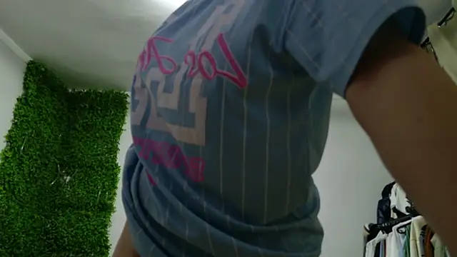 Snapshot of Lorennameliyy chatting on 03/18/25, 08:15 Lorennameliyy online show from 03/18/25, 08:15