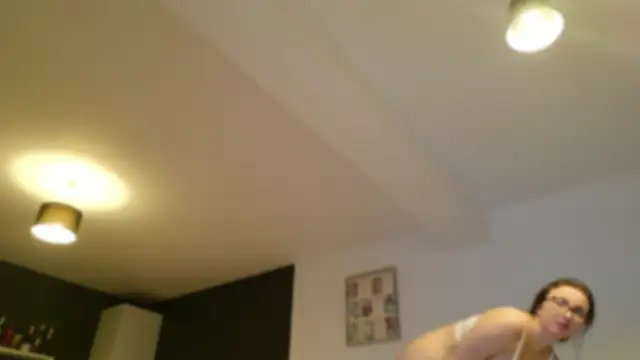 Snapshot of Lorennameliyy chatting on 10/24/25, 06:59 Lorennameliyy online show from 10/24/25, 06:59