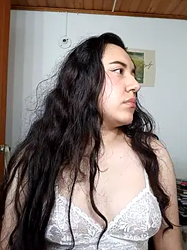 Emi chik online show from 11/16/25, 10:10