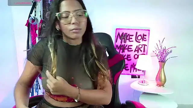 Megaan Greey online show from 11/29/25, 10:46