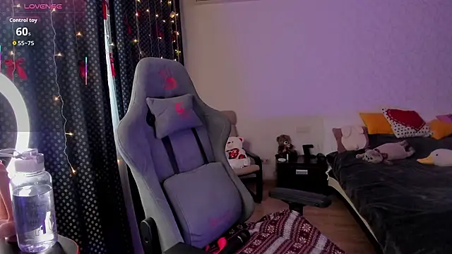 Snapshot of Marta_May_ chatting on 02/15/26, 09:30 Marta May online show from 02/15/26, 09:30