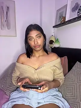 Isabella fasilier online show from 01/20/25, 12:36