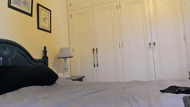 nycole new online show from 03/19/26, 06:34