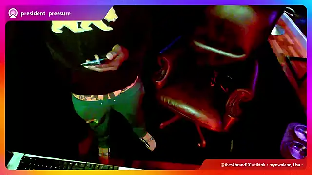 Pressure69mee online show from 03/14/25, 01:59