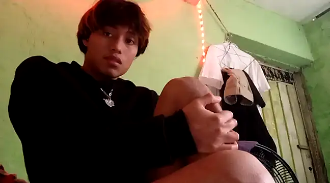 Snapshot of ruygw chatting on 01/25/25, 09:57 ruygw online show from 01/25/25, 09:57