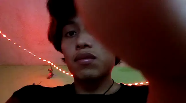 Snapshot of ruygw chatting on 02/16/25, 11:26 ruygw online show from 02/16/25, 11:26