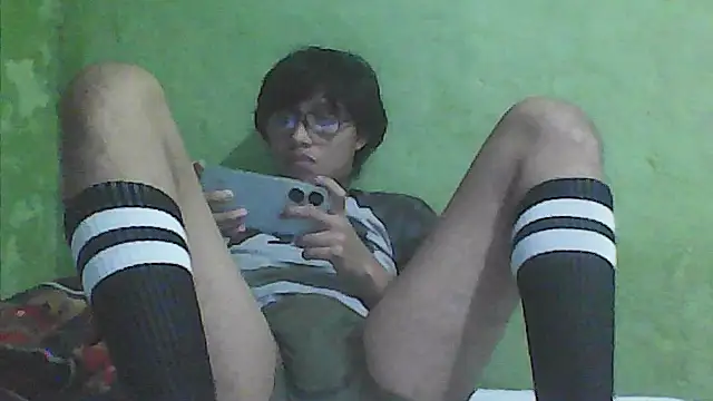 Snapshot of ruygw chatting on 10/19/25, 04:46 ruygw online show from 10/19/25, 04:46