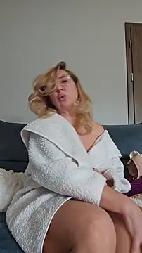 MariaRichi  online show from 03/27/26, 07:25