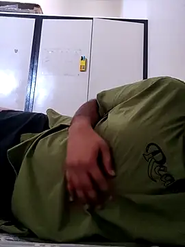 mahiforyou11 online show from 03/17/25, 05:45