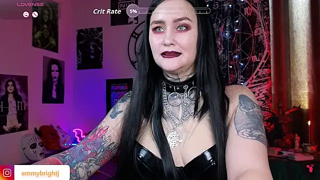 Snapshot of Emmybrightj_ chatting on 04/21/26, 02:15 Emmybrightj online show from 04/21/26, 02:15