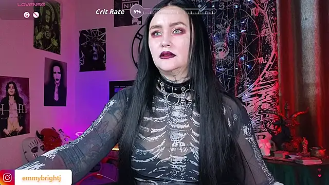 Snapshot of Emmybrightj_ chatting on 04/21/26, 02:51 Emmybrightj online show from 04/21/26, 02:51