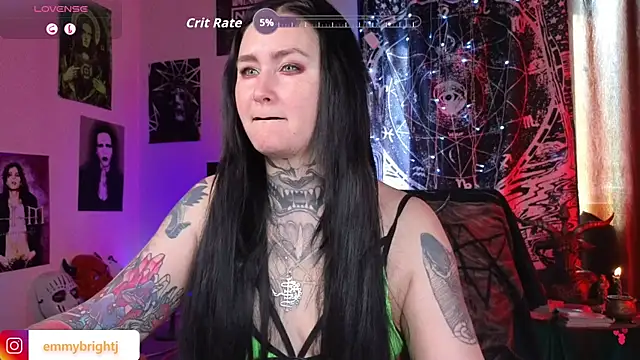 Snapshot of Emmybrightj_ chatting on 04/27/26, 02:20 Emmybrightj online show from 04/27/26, 02:20