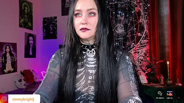 Snapshot of Emmybrightj_ chatting on 05/13/26, 02:09 Emmybrightj online show from 05/13/26, 02:09