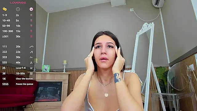 Snapshot of Kimi_Ivy chatting on 03/11/25, 04:43 Kimi Ivy online show from 03/11/25, 04:43