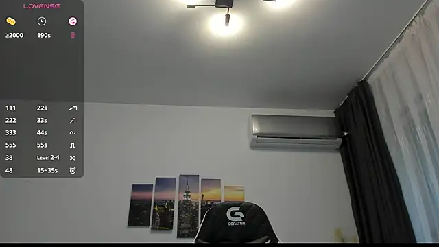 Snapshot of Kimi_Ivy chatting on 09/18/25, 04:14 Kimi Ivy online show from 09/18/25, 04:14