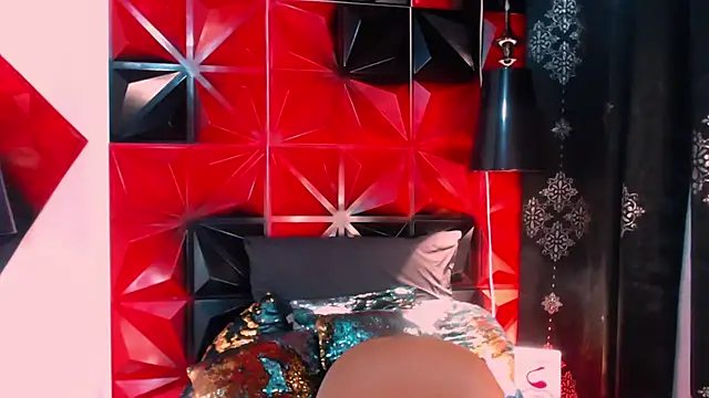 Emili Roux online show from 02/16/25, 12:54