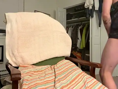 Snapshot of mackshaft4711 chatting on 01/18/26, 10:08 mackshaft4711 online show from 01/18/26, 10:08