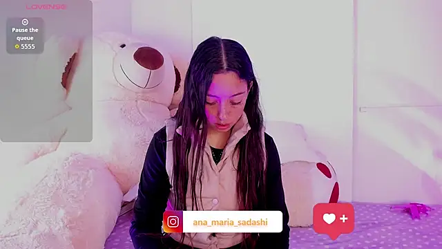 Snapshot of sadashi_moon_ chatting on 10/27/25, 01:42 sadashi moon  online show from 10/27/25, 01:42