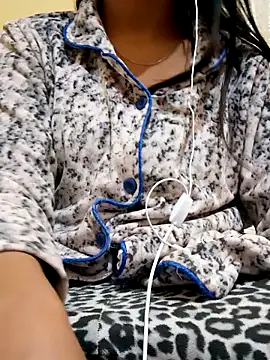 Snapshot of yasima-39 chatting on 12/16/24, 08:26 yasima-39 online show from 12/16/24, 08:26