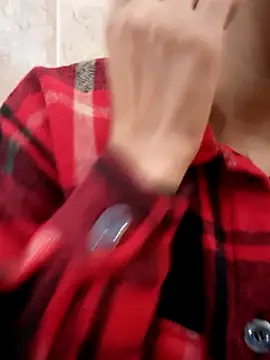 Snapshot of yasima-39 chatting on 01/25/25, 01:41 yasima-39 online show from 01/25/25, 01:41