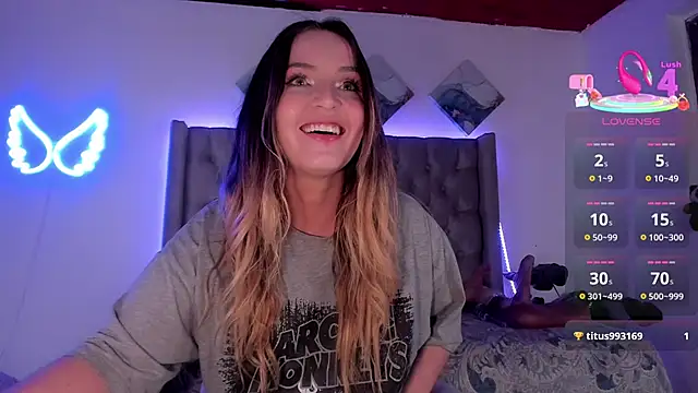 Snapshot of julietaa369 chatting on 10/03/25, 01:02 julietaa369 online show from 10/03/25, 01:02