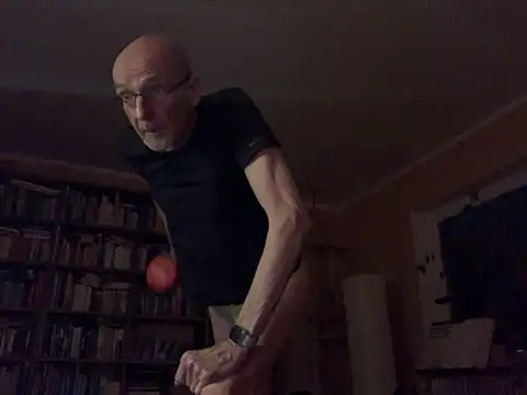 Snapshot of Bula94193 chatting on 03/13/25, 07:39 Bula94193 online show from 03/13/25, 07:39