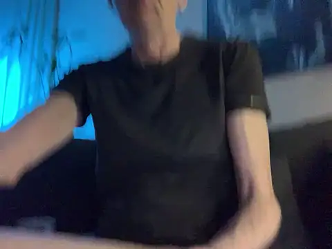 Snapshot of Bula94193 chatting on 03/19/25, 08:32 Bula94193 online show from 03/19/25, 08:32