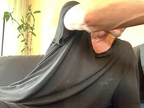 Bula94193 online show from 02/25/26, 12:04