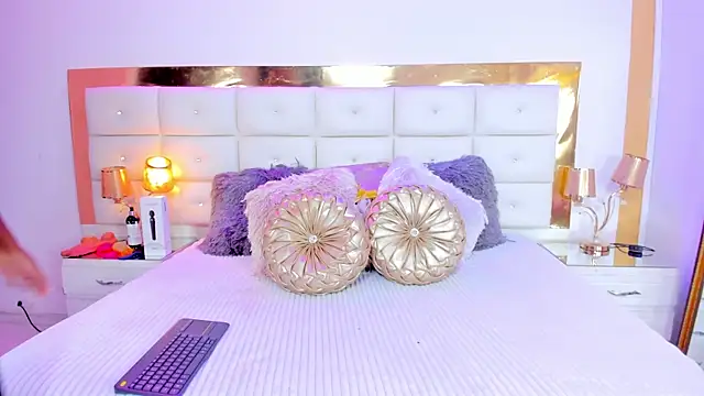 evangelin ts online show from 03/13/25, 08:00