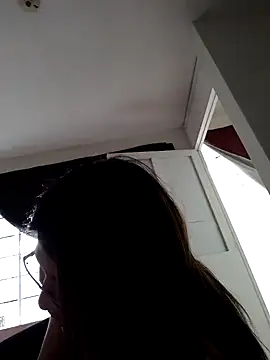 ARIANA SAENS online show from 02/04/25, 09:20