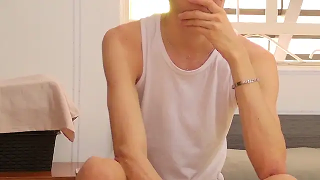 Snapshot of Alan_Real chatting on 10/31/25, 04:52 Alan Real online show from 10/31/25, 04:52