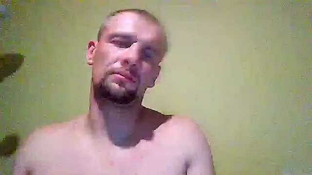 Snapshot of Regularfucker28 chatting on 07/26/26, 12:19 Regularfucker28 online show from 07/26/26, 12:19