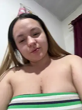 Snapshot of Naiara_Sex_ chatting on 02/06/26, 01:43 Naiara Sex online show from 02/06/26, 01:43