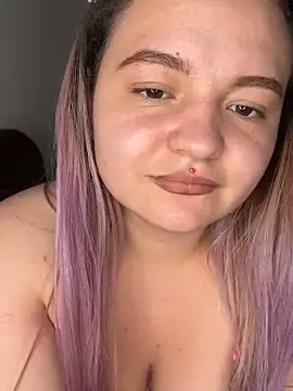 Snapshot of Naiara_Sex_ chatting on 03/05/26, 01:34 Naiara Sex online show from 03/05/26, 01:34