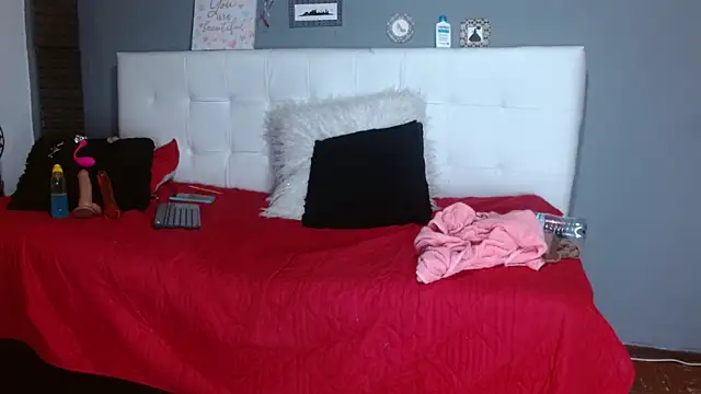 AnnieScott  online show from 02/18/25, 01:21