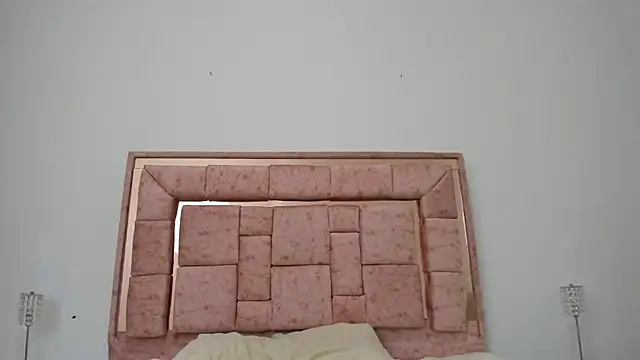 zoee lovv online show from 12/11/24, 09:19