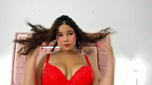 zoee lovv online show from 01/22/25, 09:46