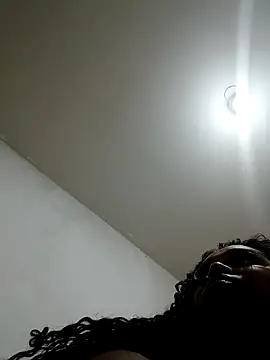 annybarros21 online show from 10/29/25, 06:20